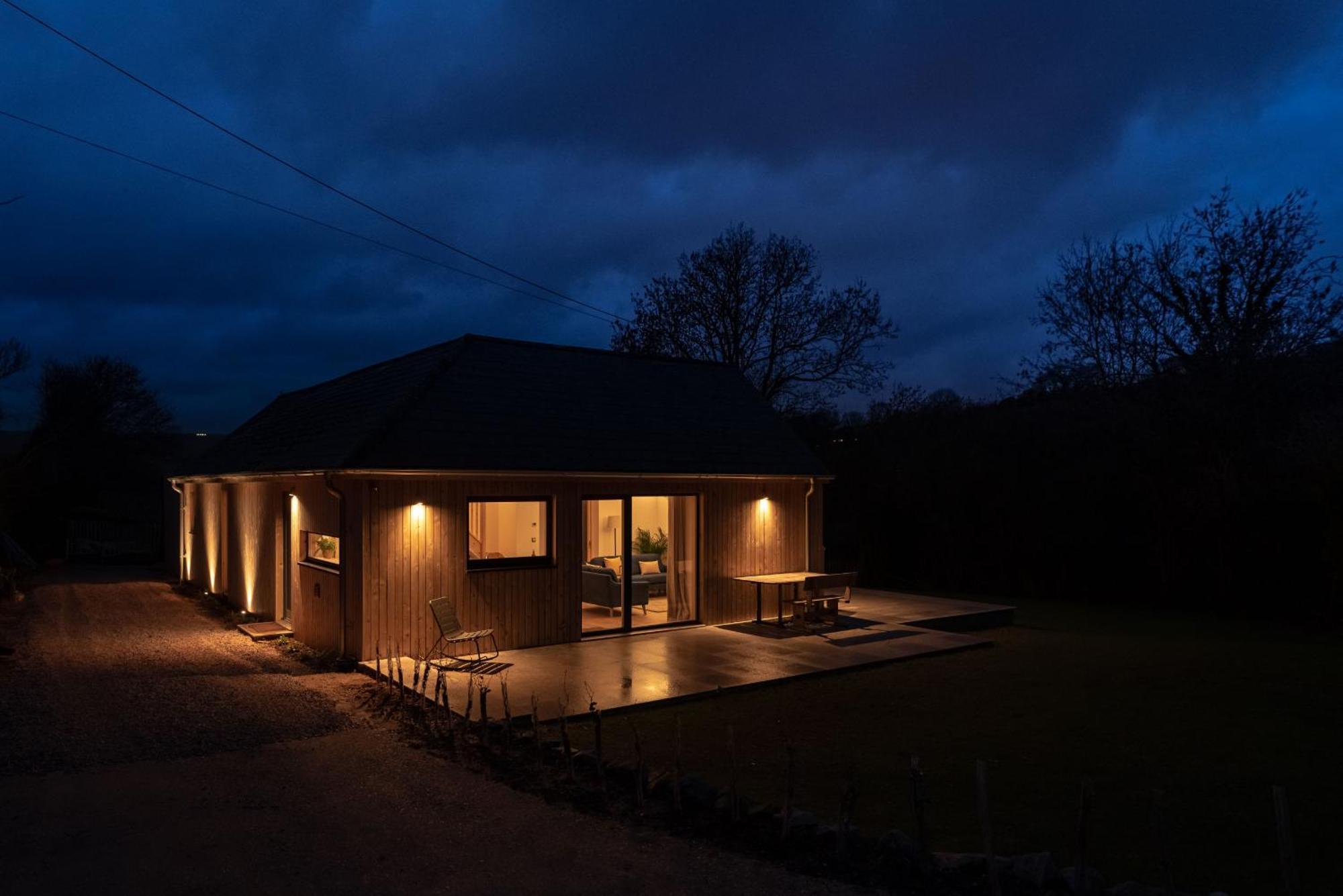 Sunnybrook - A Luxurious Carbon Neutral House Close To Beach, シャルドン エクステリア 写真